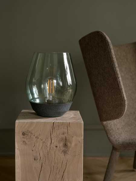 Lampe a poser Bowl en verre par Knut Bendik Humlevik x New Works